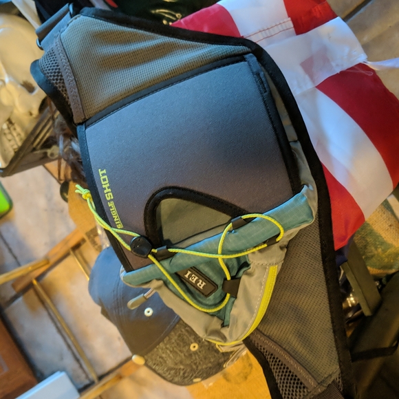 REI Single Shot Hiking Belt - Picture 4 of 4